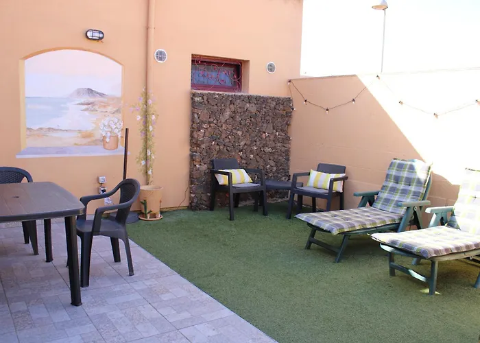 Bejeque & Barbecue Tatil Evi La Oliva